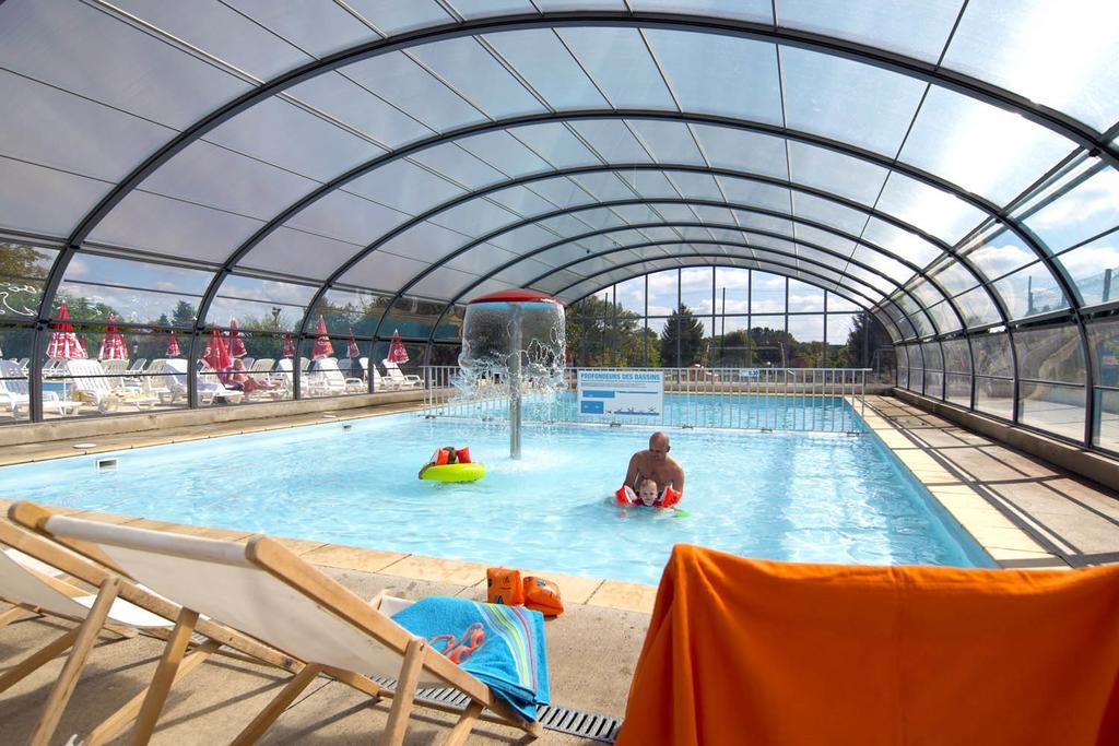 Camping Village Parisien Varreddes ภายนอก รูปภาพ