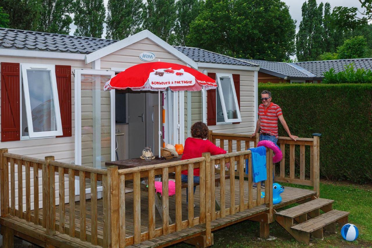 Camping Village Parisien Varreddes ภายนอก รูปภาพ