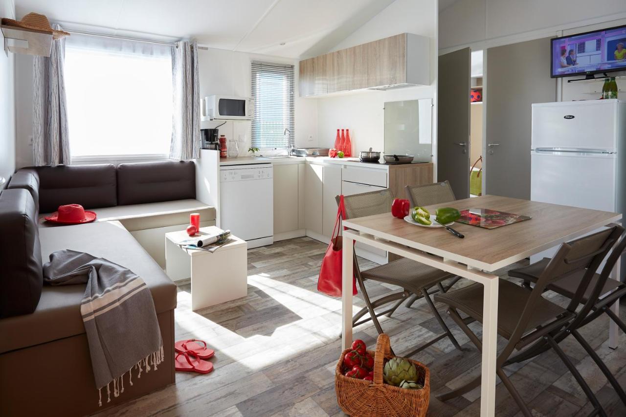 Camping Village Parisien Varreddes ภายนอก รูปภาพ
